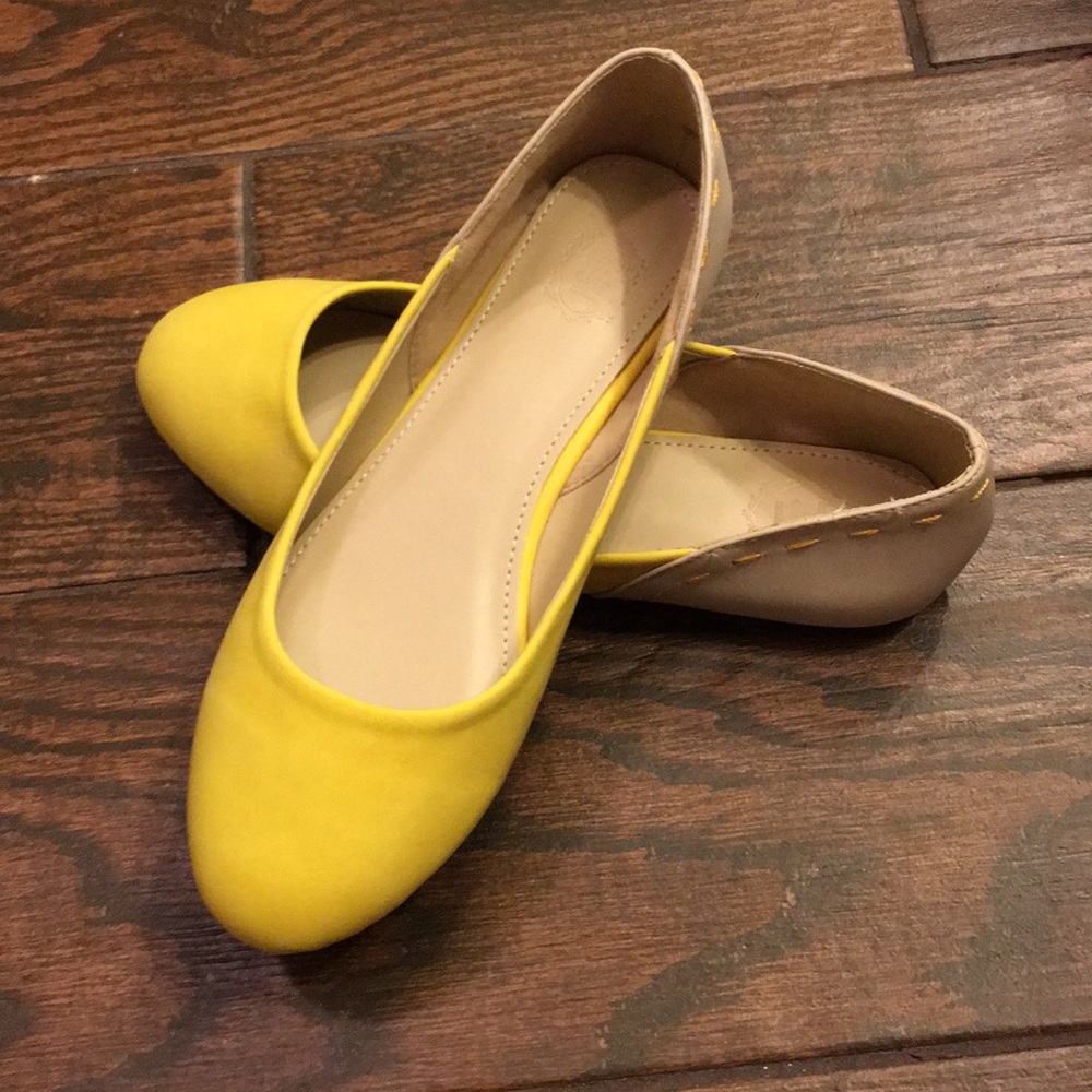 Yellow & Tan flats